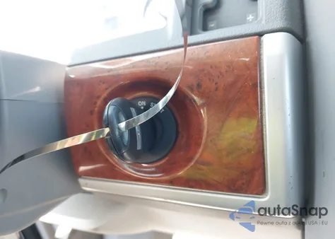 2008 Chrysler Town & Country Touring из США, поврежденный, VIN 2A8HR54P88R611708